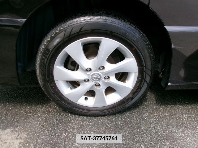 Nissan SERENA 2013-08 368075-7