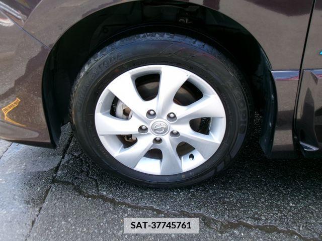 Nissan SERENA 2013-08 368075-9