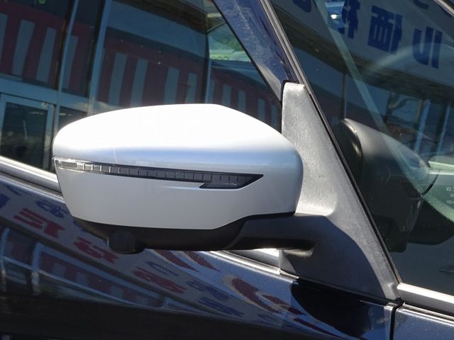 Nissan SERENA 2016-08 17655-7
