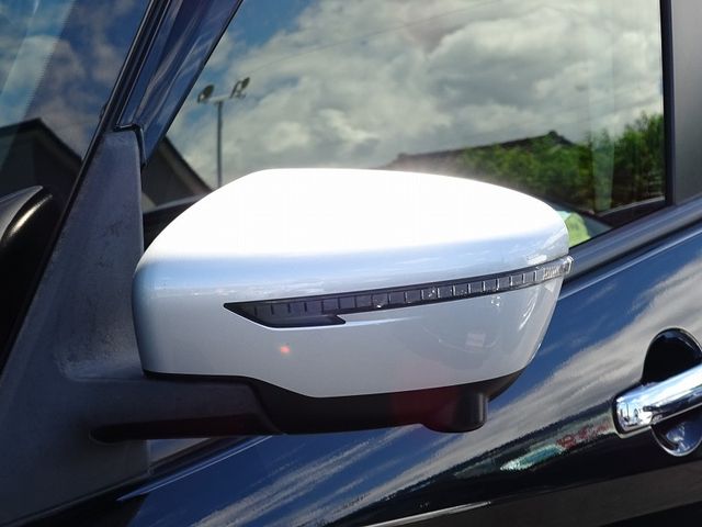 Nissan SERENA 2016-08 17655-8