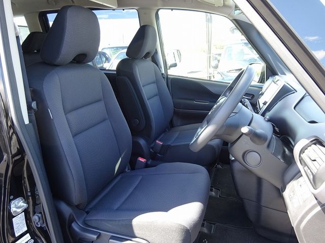 Nissan SERENA 2016-08 17655-9