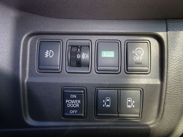 Nissan SERENA 2016-08 17655-26