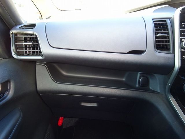 Nissan SERENA 2016-08 17655-17