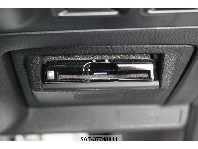 Subaru WRX STI 2017-07 371156-3