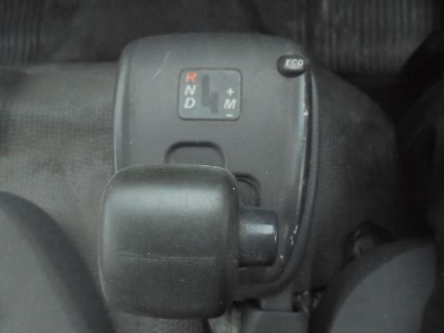 Isuzu ELF TRUCK 2011-12 8076-16