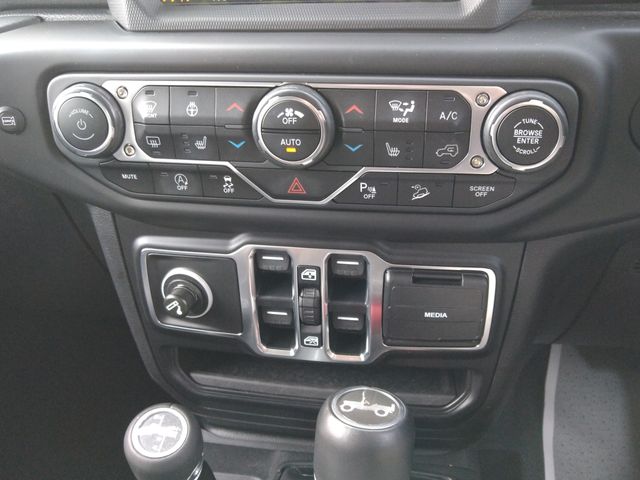 Jeep WRANGLER 2020-04 190165-18