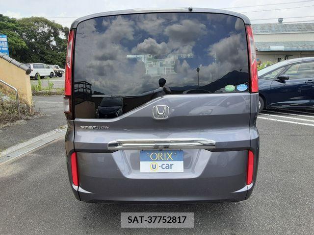 Honda STEP WGN 2017-06 383348-16