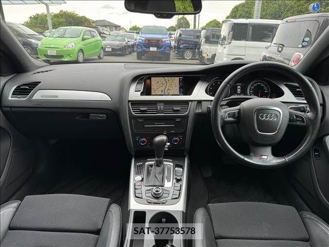 Audi A4 2012-03 293712-1
