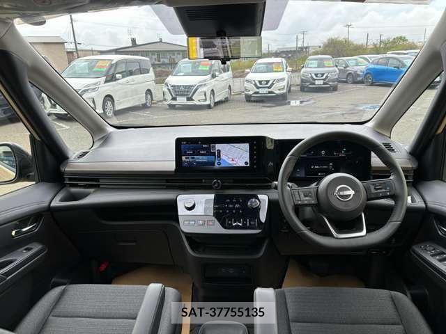 Nissan SERENA 2023-07 284307-5