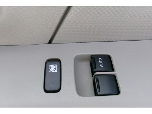 Nissan CLIPPER 2022-11 13657-16