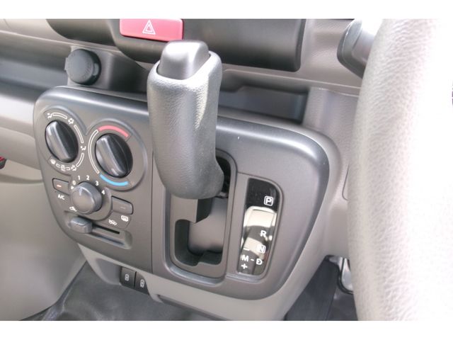 Nissan CLIPPER 2022-11 13657-12