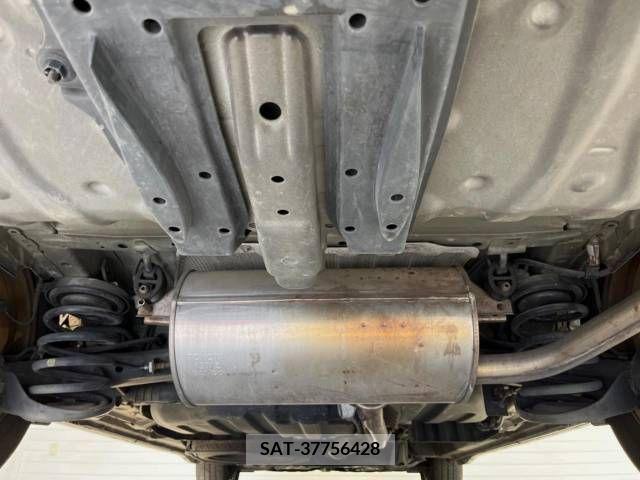 Toyota VOXY 2010-11 328111-19