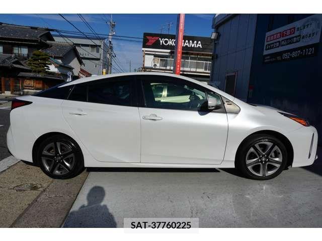 Toyota PRIUS 2021-07 206031-14