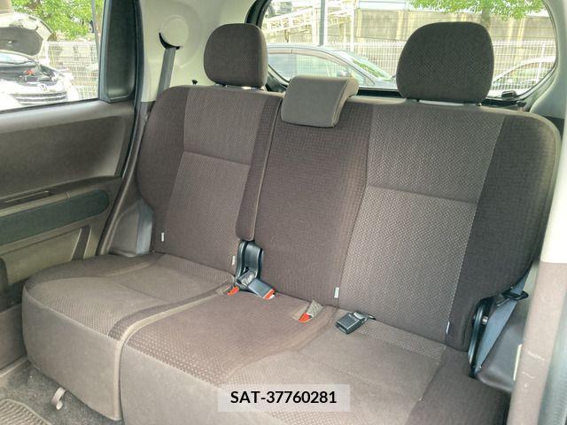 Toyota SPADE 2013-06 349353-4