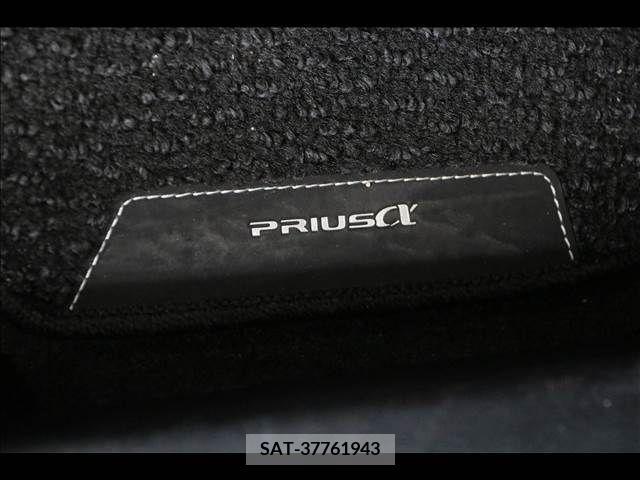 Toyota PRIUS ALPHA 2014-11 366781-15