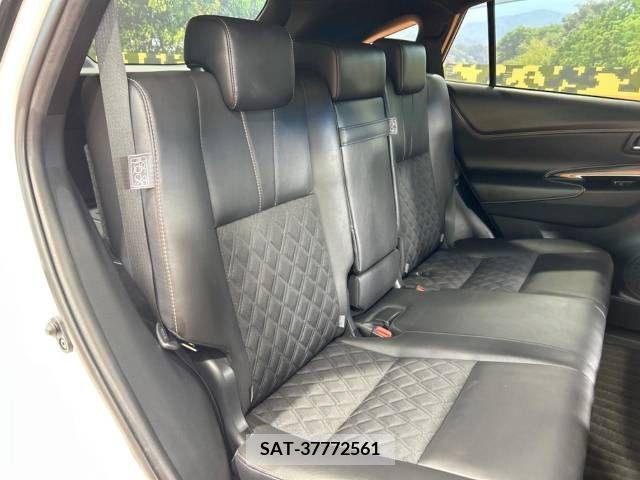 Toyota HARRIER 2017-06 219182-10