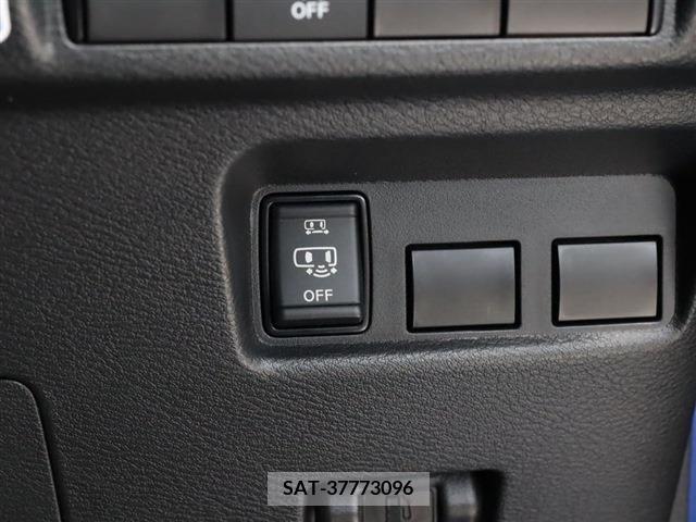 Nissan ROOX 2022-07 354639-17