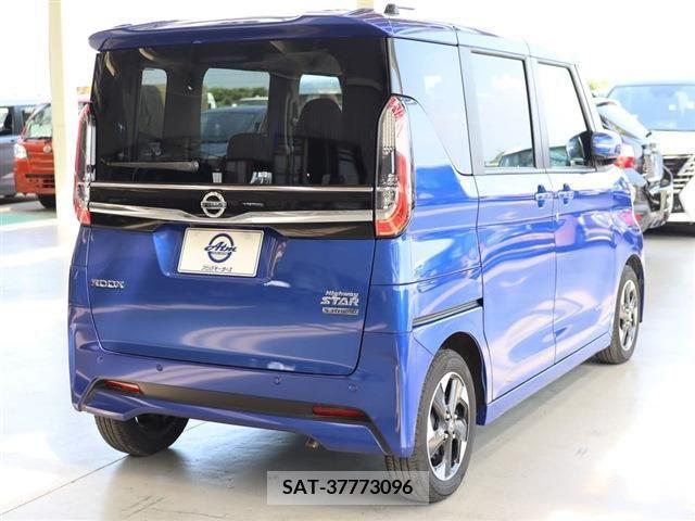 Nissan ROOX 2022-07 354639-3