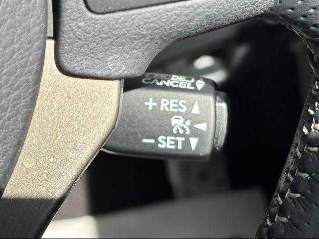 Lexus IS 2013-06 185966-7
