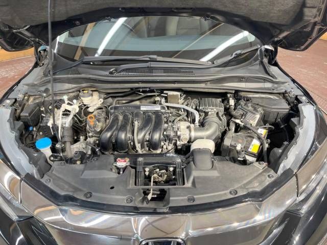 Honda VEZEL 2018-06 10339-18