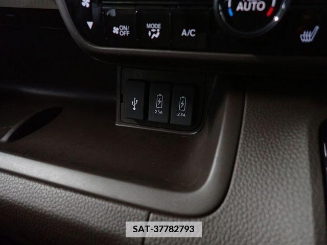 Honda N BOX 2022-01 335989-19