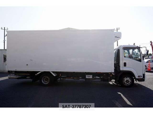 Isuzu FORWARD 2013-02 208200-4