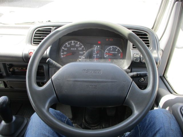 Isuzu ELF TRUCK 2006-03 3355-2