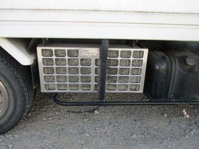 Isuzu ELF TRUCK 2006-03 3355-27