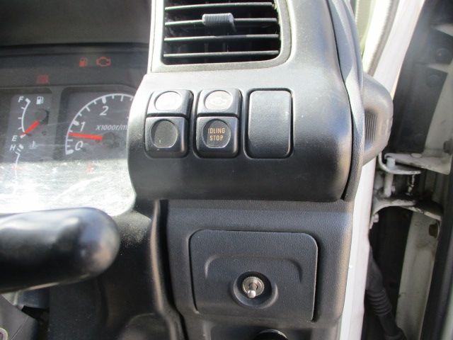 Isuzu ELF TRUCK 2006-03 3355-16
