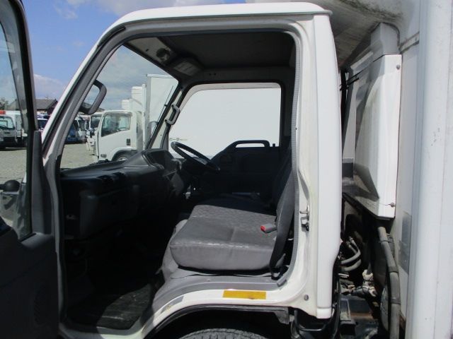 Isuzu ELF TRUCK 2006-03 3355-20