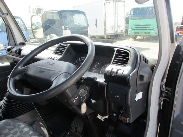 Isuzu ELF TRUCK 2006-03 3355-11