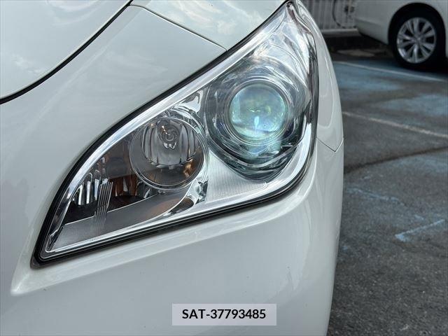Nissan FUGA 2013-06 324773-14