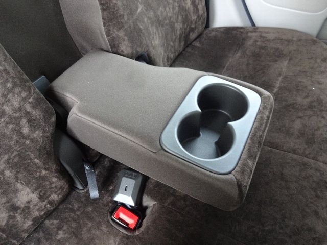 Nissan CUBE 2011-11 1722-11