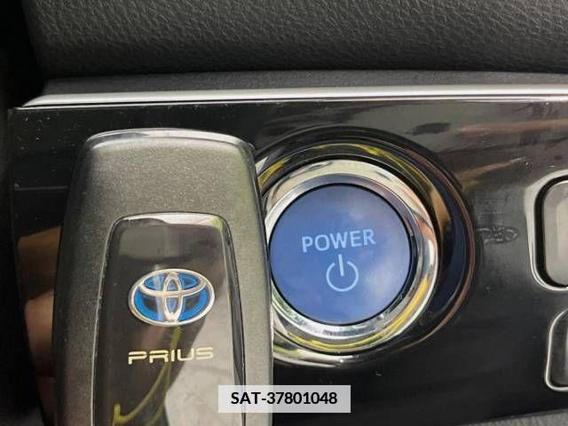 Toyota PRIUS 2019-05 344105-7