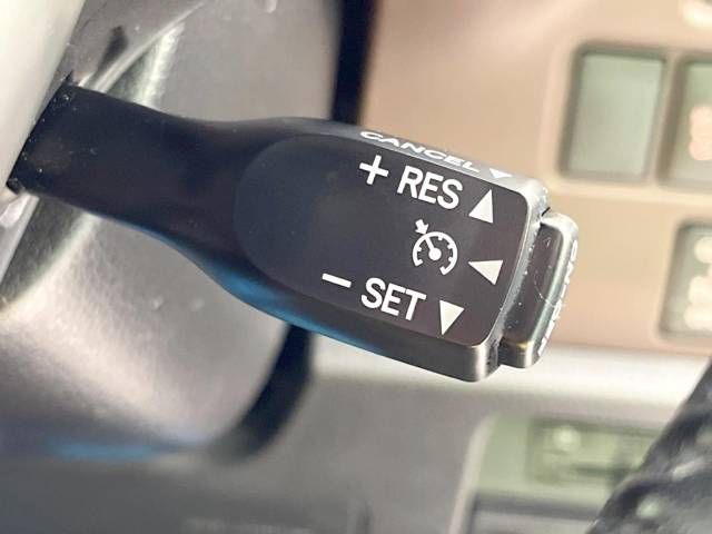 Toyota ESQUIRE 2015-09 181135-6