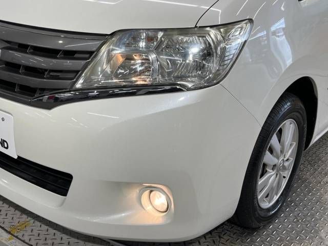 Nissan SERENA 2012-11 10215-12