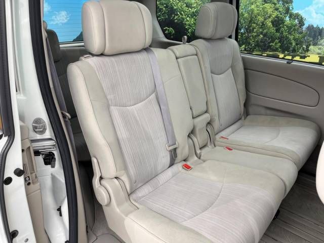 Nissan SERENA 2012-11 10215-8