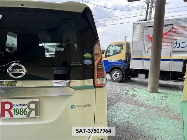 Nissan SERENA 2019-06 345771-10