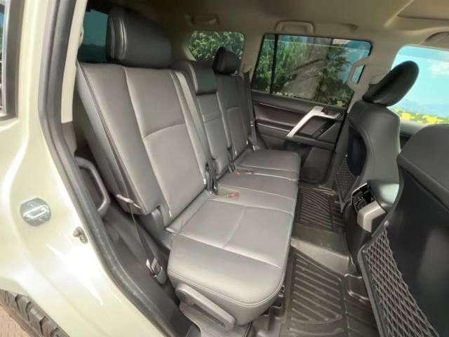 Toyota PRADO 2021-01 28842-10