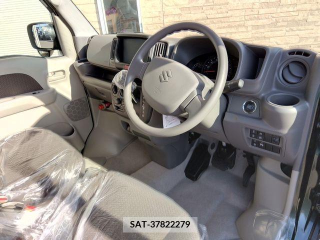 Suzuki EVERY 2024-03 268891-1