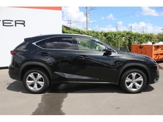 Lexus NX 2015-11 5821-2