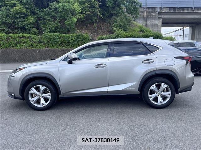 Lexus NX 2015-07 275676-7