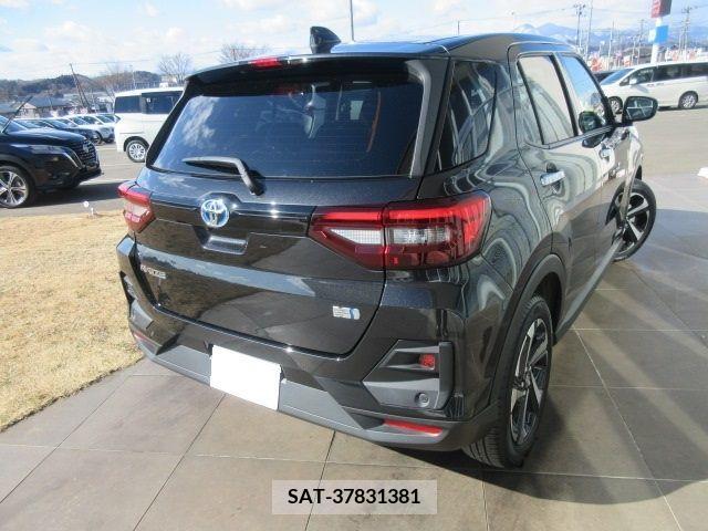 Toyota RAIZE 2021-11 217877-1