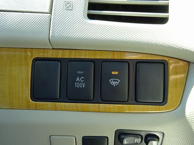 Toyota ESTIMA 2008-10 20044-25