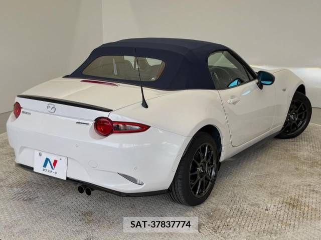 Mazda ROADSTER 2022-09 238287-17