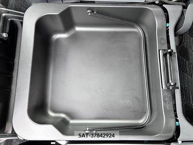 Suzuki MR WAGON 2013-06 349218-29