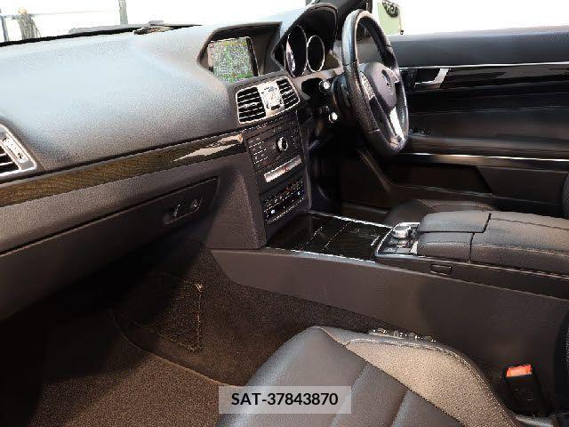 Mercedes Benz E-CLASS 2015-10 203985-1