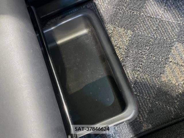 Daihatsu TANTO CUSTOM 2007-09 394588-6