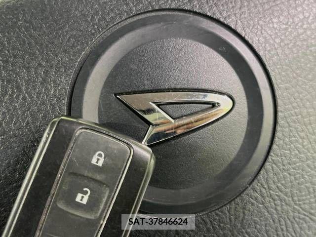 Daihatsu TANTO CUSTOM 2007-09 394588-3