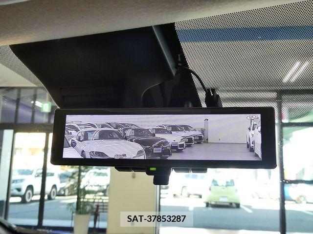Nissan LEAF 2023-02 219439-11